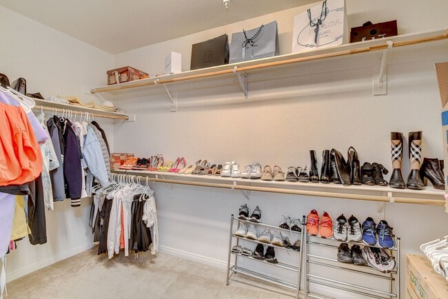 Building Photo - Luxury Guard-Gated Condo Near Las Vegas Blvd with Resort-Style Amenities!