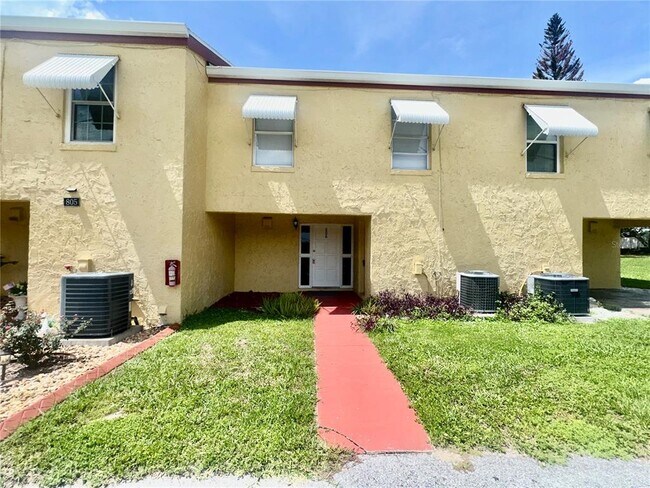 Building Photo - 5850 Cypress Gardens Blvd