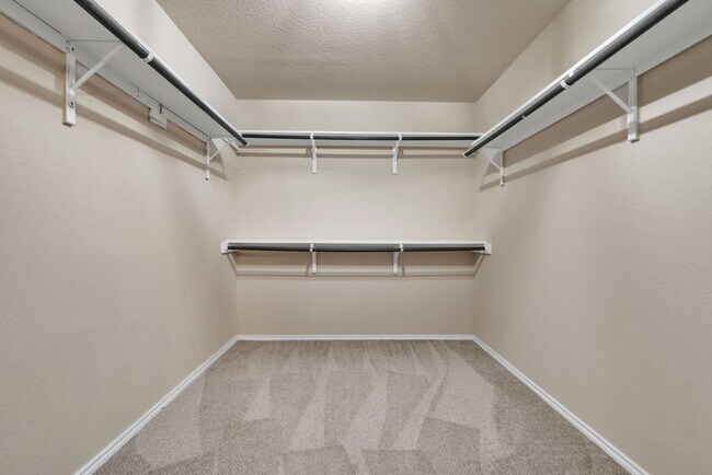 Building Photo - Spacious 5-Bedroom Beauty in Redbird Ranch –  with Community Perks!