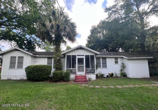 Primary Photo - 4833 Royal Ave