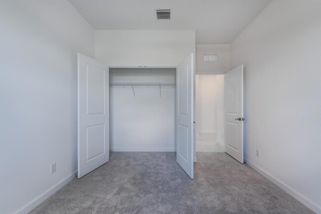 Building Photo - 1306 Tangled Orchard Tr