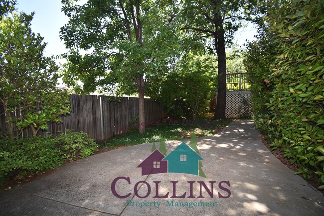 Building Photo - 154 Holbrooke Way