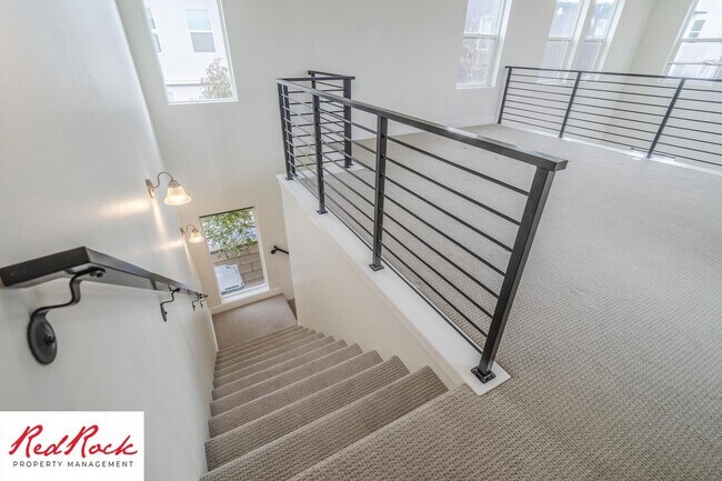 Building Photo - 5524 S Ochre Ln