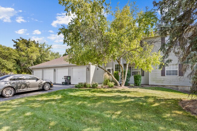 Primary Photo - 47 Gant Cir