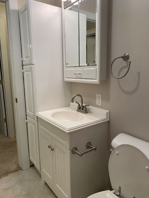 Building Photo - 1938 State St