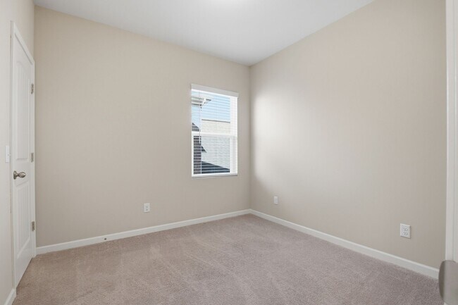 Building Photo - 3725 Hoggett Ford Rd