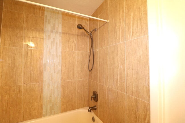 Building Photo - 2445 SW 18th Terrace