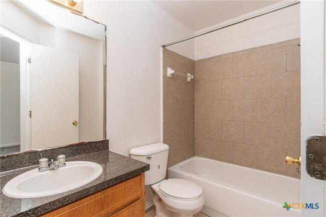 Building Photo - 4303 Alan Kent Dr
