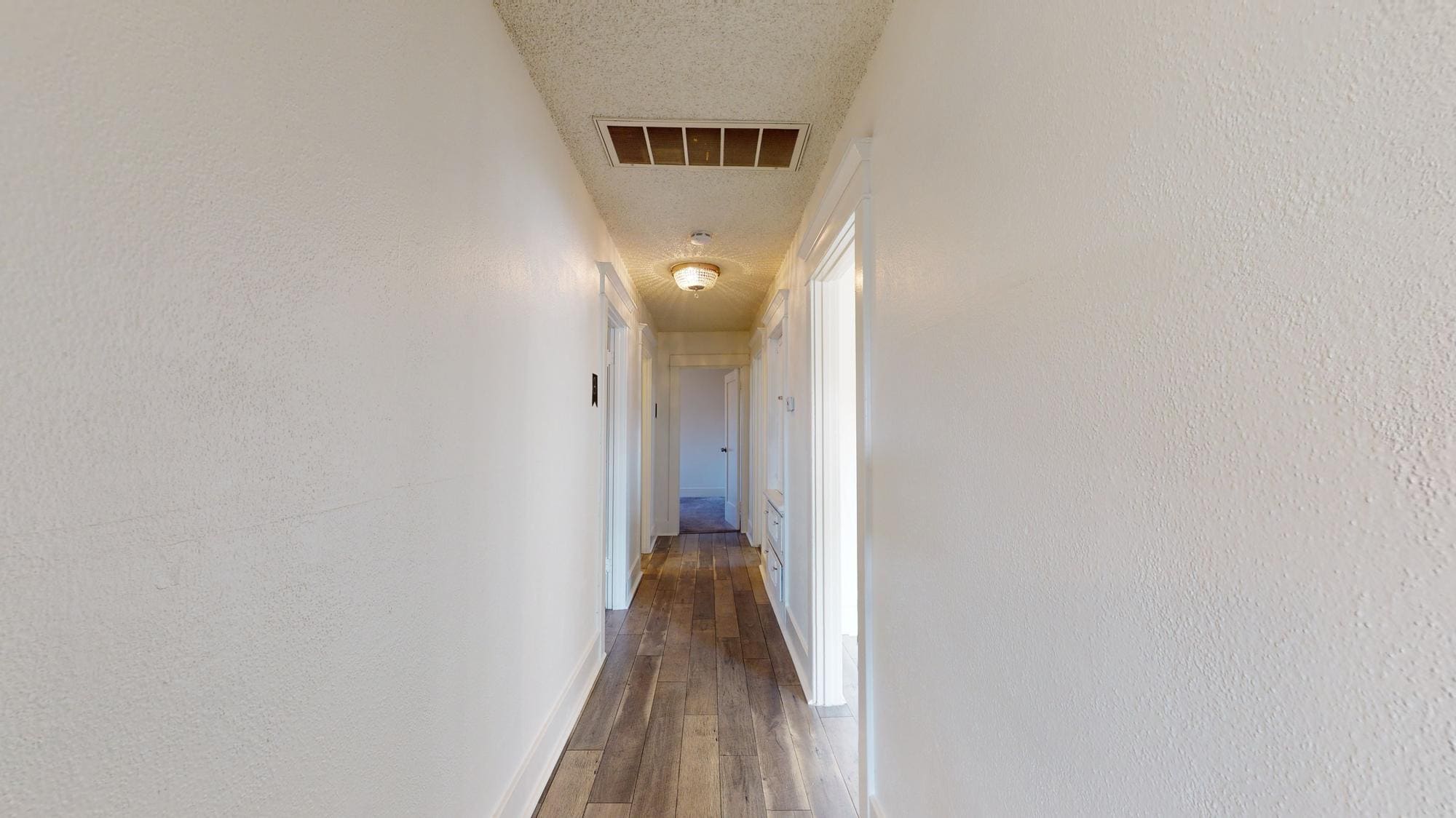 Building Photo - 3423 W 58th Plz