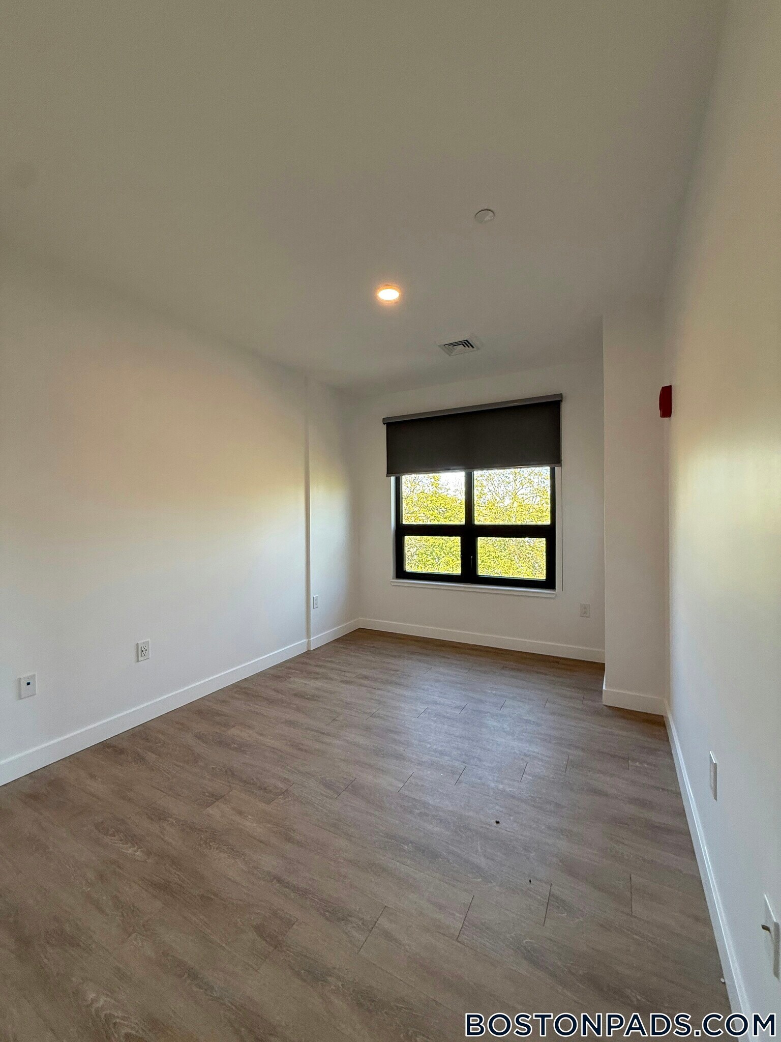 Building Photo - 199 Gardner St