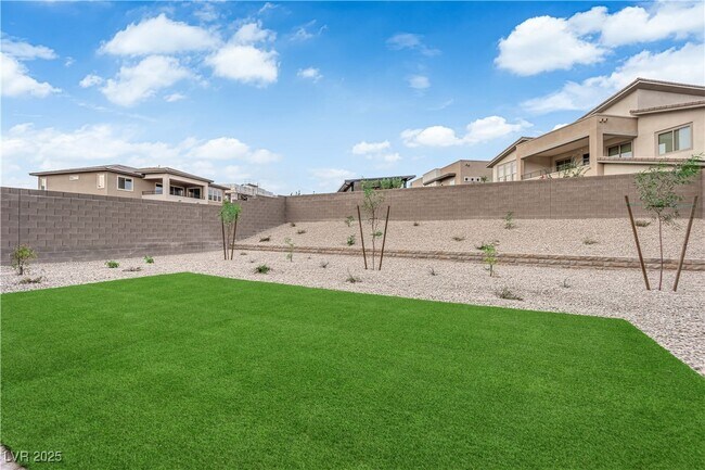 Building Photo - 10648 Stone Ledge Ave