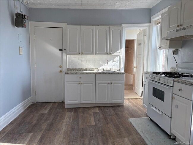 Building Photo - 49 5th St