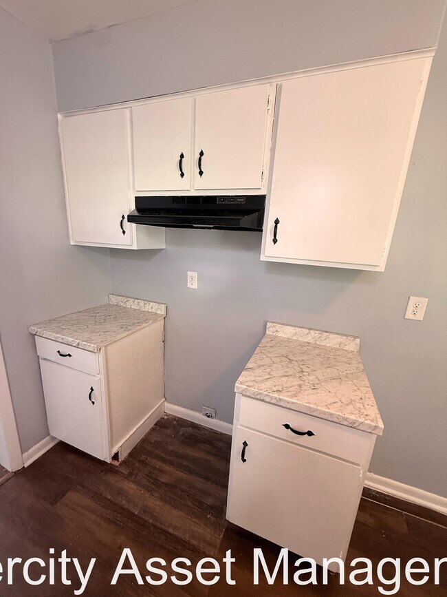 Building Photo - 3692 Huntingdon Ln