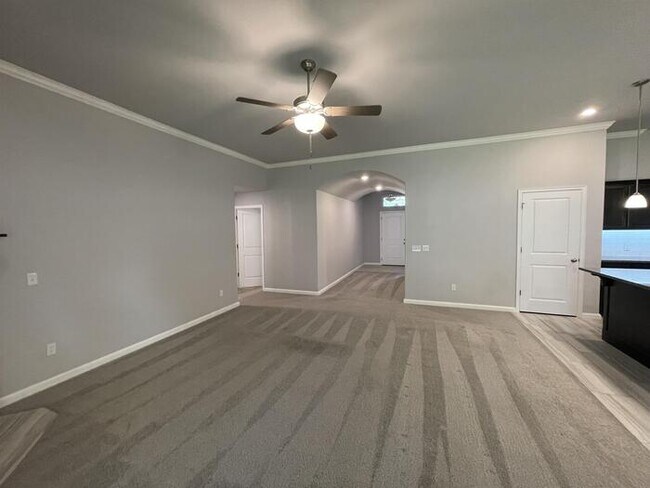 Building Photo - 1105 Osprey Dr