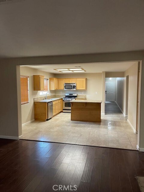 Building Photo - 13152 Mesa View Dr