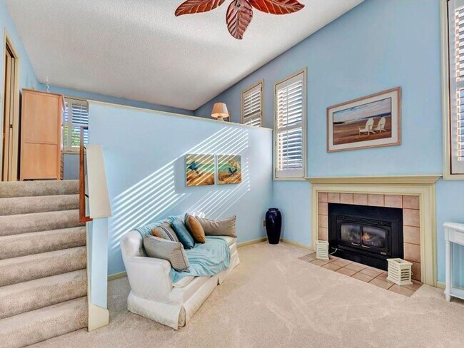 Building Photo - Luxury Home in Plymouth with 2-Level Primary Suite, Furnished or Unfurnished, Wayzata Schools, Pe...