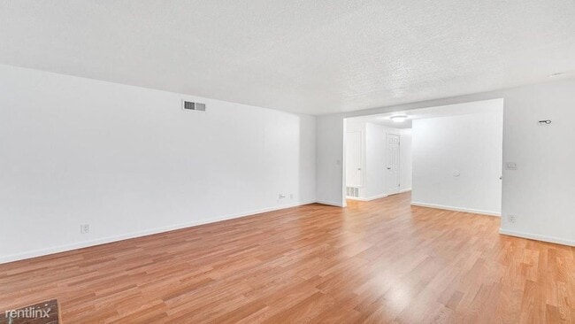 Building Photo - 3 br, 2 bath House - 5763 Waltrip Lane