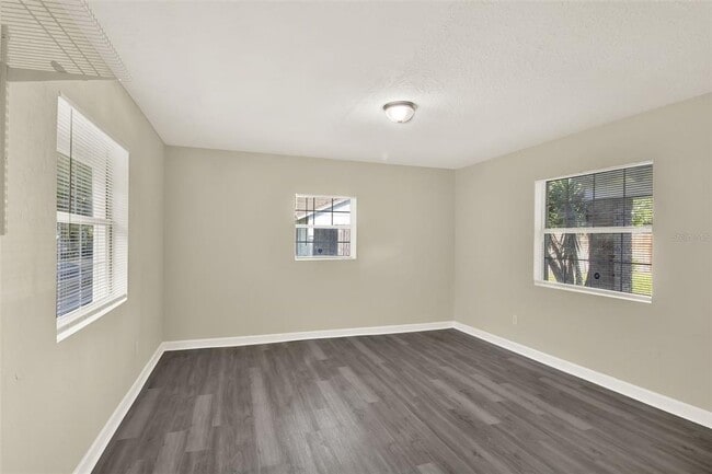 Building Photo - 3 Trophy Ln