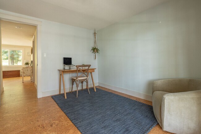 Building Photo - Fully Furnished Mount Veeder Sanctuary Home