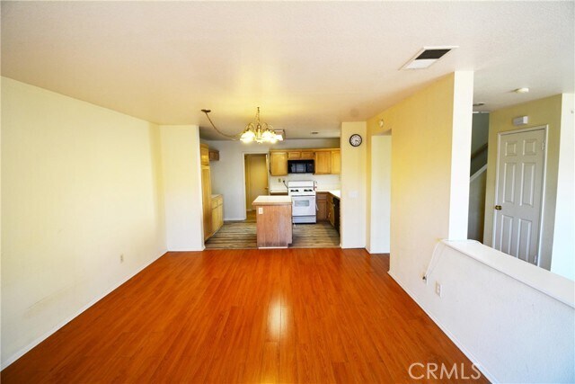 Building Photo - 7386 Greenhaven Ave