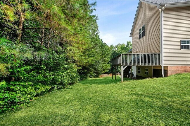 Building Photo - 176 Oak Leaf Dr