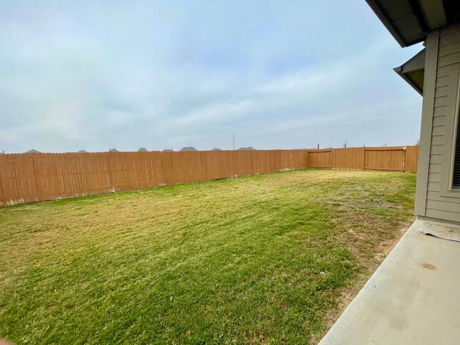 Building Photo - Spacious 4 Bedroom Brand New Home with 3 Car Garage in Seguin