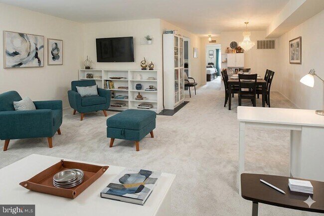 Building Photo - 109 Delamere Dr