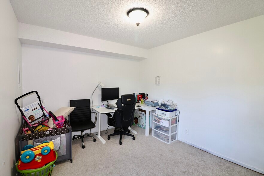 3rd Bedroom - 13847 S Alden Ct