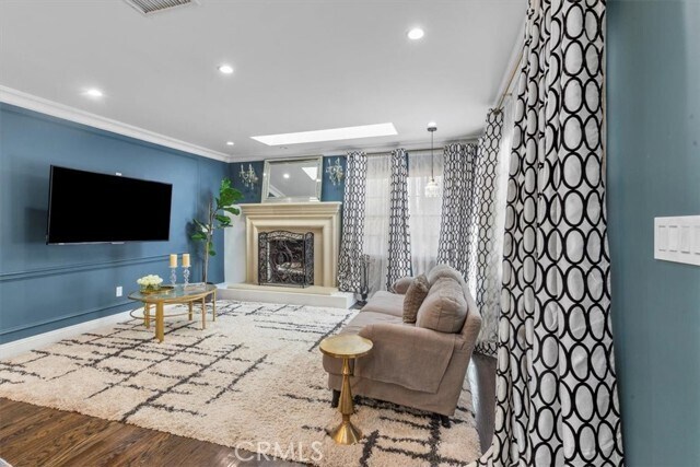 Building Photo - 5201 Sale Ave