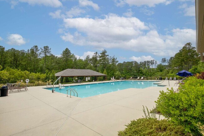 Building Photo - "Spacious 4-Bedroom Home with 2.5 Baths in...