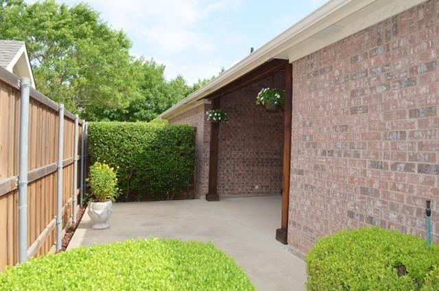 Building Photo - 3004 Blue Mesa Dr