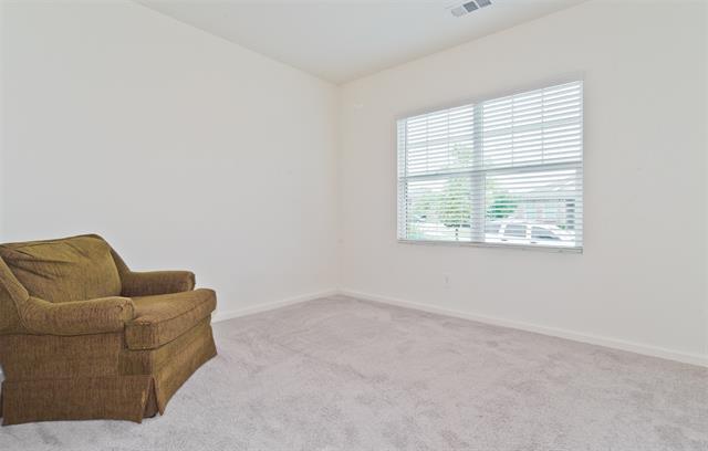 Building Photo - 1637 Shadow Hawk Dr