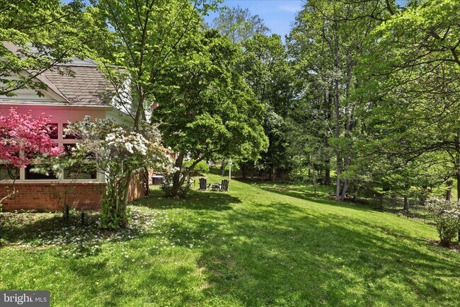 Building Photo - 1034 Walker Mill Rd