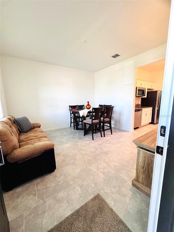 Building Photo - 142 Aces High Ln