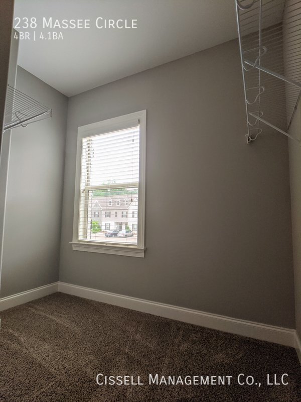 Building Photo - 238 Massee Cir