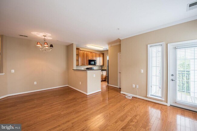 Building Photo - 3830 Lightfoot St