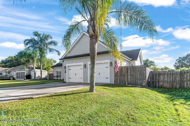 Building Photo - 6495 Bamboo Ave