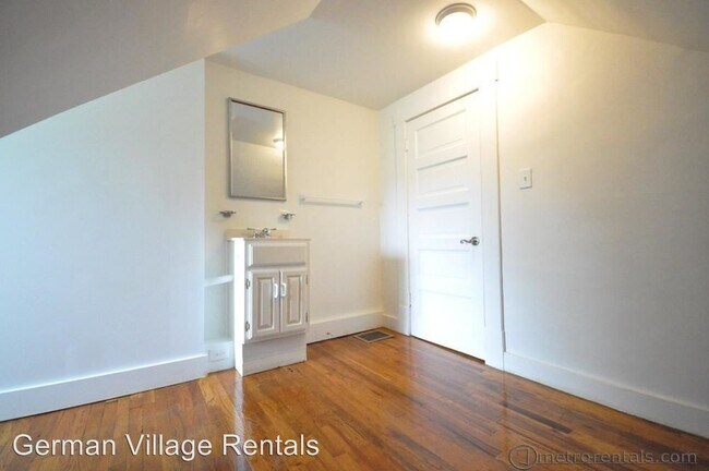 Building Photo - 3 br, 2.5 bath Apartment - 636 City Park