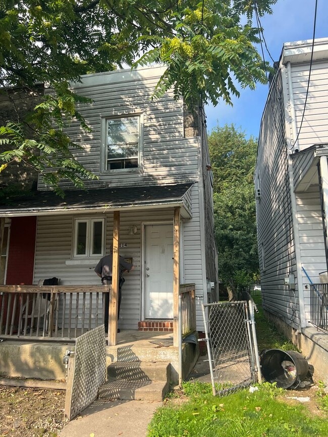 Primary Photo - 2 Bed Row Home- Chester, PA