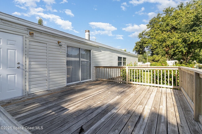 Building Photo - 4755 Cambridge Dr