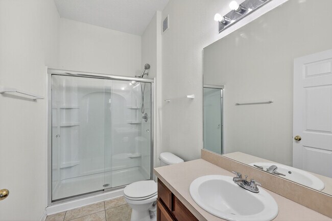 Building Photo - 209 Larkin Pl