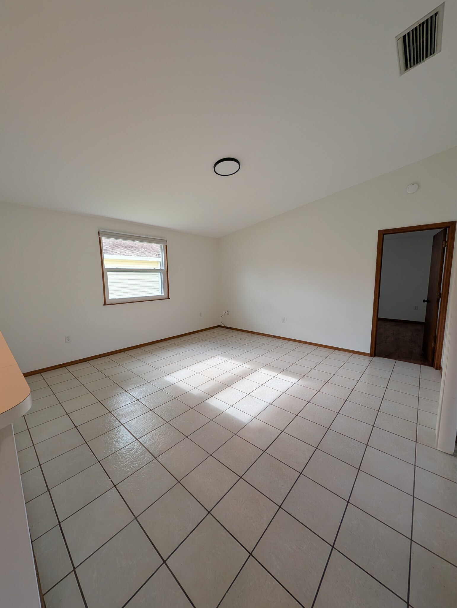 Building Photo - 517 Bearded Oaks Cir