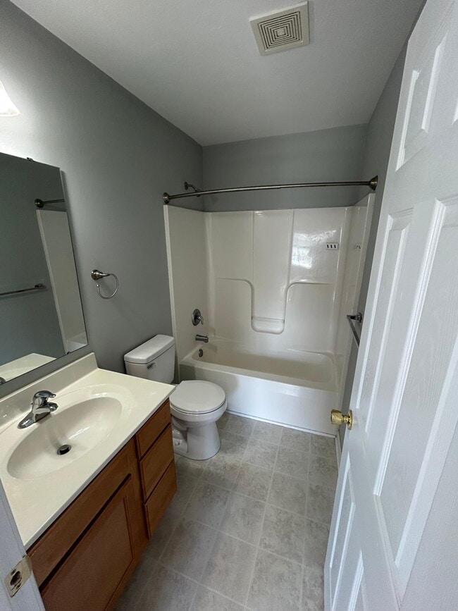 Building Photo - 322 Mesa Ln