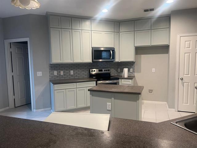 Building Photo - 1111 Ute Cir