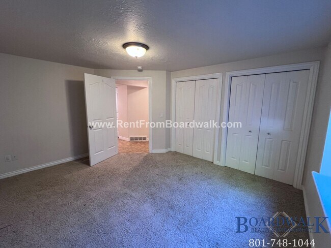 Building Photo - SPECTACULAR 5 Bed home in South Jordan!