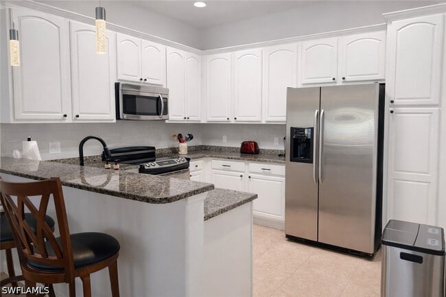 Building Photo - 7251 Salerno Ct