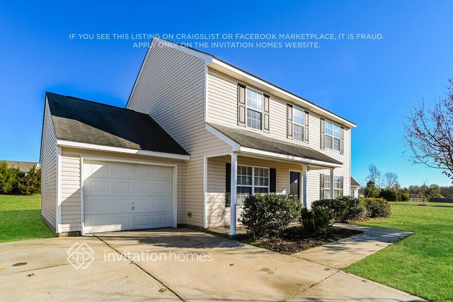 Building Photo - 402 Glencroft Dr