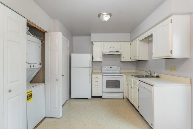 Building Photo - 1133 Nanroc Dr