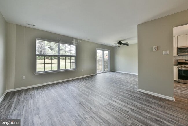 Building Photo - 35 Nutmeg Pl