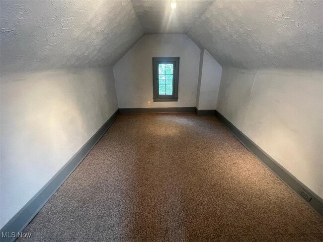 Building Photo - 1660 Glenmount Ave